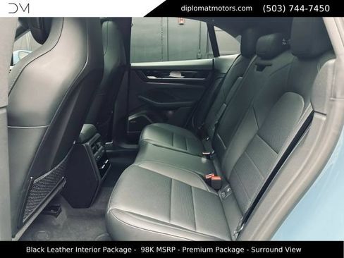 Used 2025 Porsche Macan 4 Electric AWD/4WD image 23