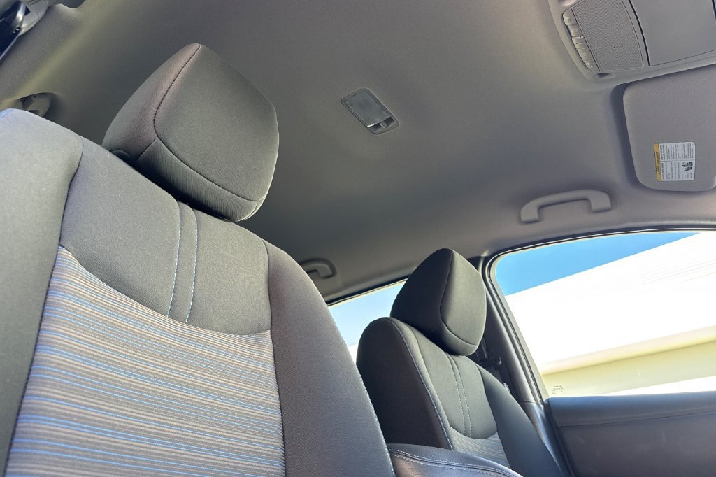 Used 2025 Nissan Leaf S FWD image 16