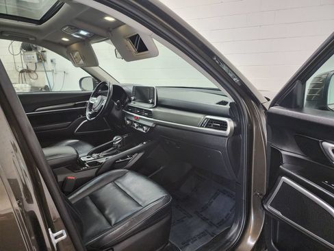 Used 2020 Kia Telluride S AWD/4WD image 35
