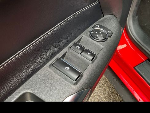 Used 2020 Ford Mustang Premium RWD image 25