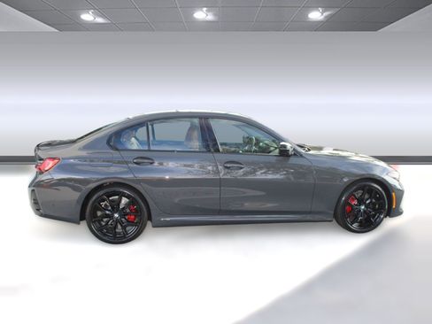 Used 2026 BMW 330i Sedan w/ M Sport Package RWD image 8