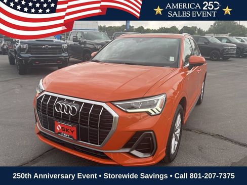 Used 2023 Audi Q3 2.0T Premium AWD/4WD image 2