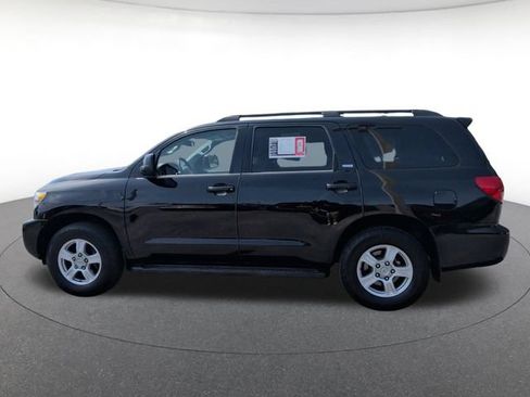 Used 2012 Toyota Sequoia SR5 RWD image 2