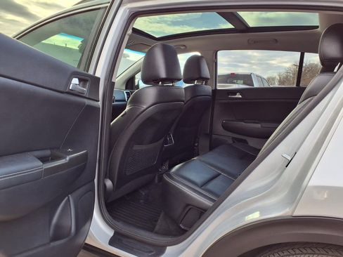 Used 2017 Kia Sportage EX w/ EX Premium Package image 35