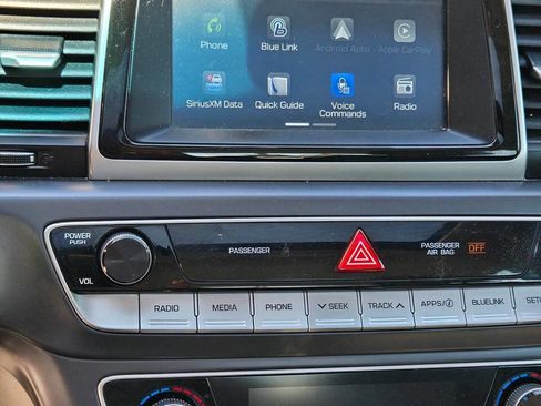 Used 2018 Hyundai Sonata Limited image 15