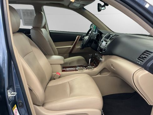 Used 2013 Toyota Highlander Limited AWD/4WD image 15