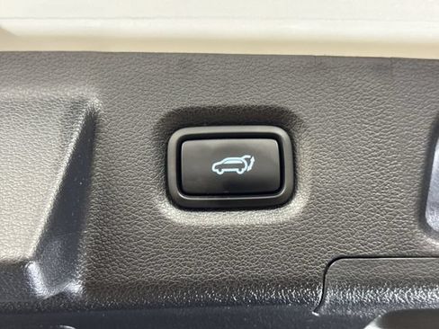 Used 2023 Hyundai Santa Fe SEL AWD/4WD image 25