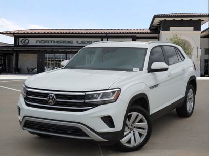 Used 2023 Volkswagen Atlas Cross Sport SE w/ Panoramic Sunroof Package