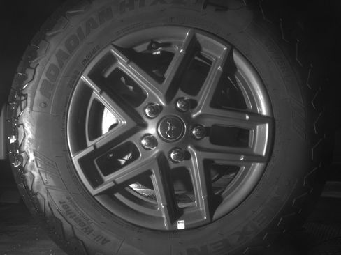 Used 2025 Jeep Wrangler Sport S image 13