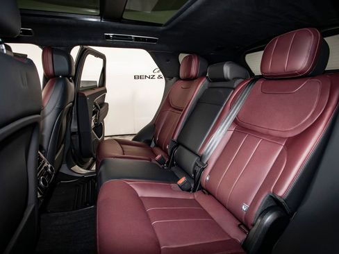 Used 2025 Land Rover Range Rover Sport Autobiography image 16