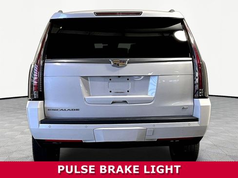 Used 2016 Cadillac Escalade ESV Platinum AWD/4WD image 5