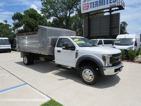 Used 2019 Ford F550 2WD Regular Cab Super Duty image 1