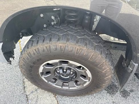Used 2024 Ford F250 XLT w/ Tremor Off-Road Package AWD/4WD image 9
