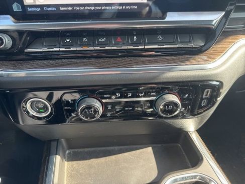 Used 2024 Chevrolet Silverado 1500 RST image 18