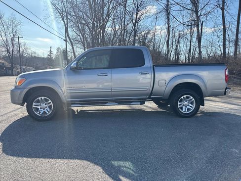 Used 2005 Toyota Tundra SR5 image 1