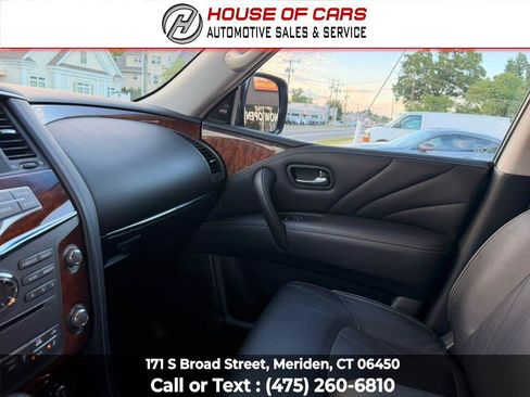 Used 2015 INFINITI QX80 4WD w/ Deluxe Technology Package image 39
