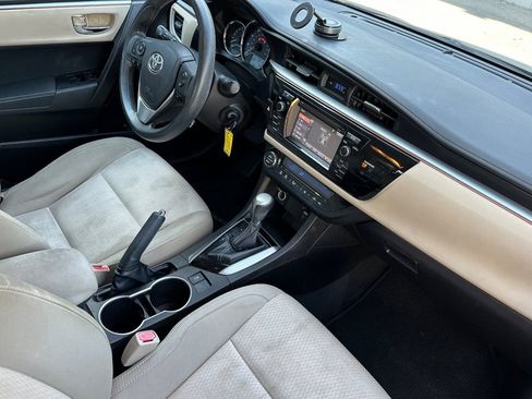 Used 2014 Toyota Corolla LE image 15