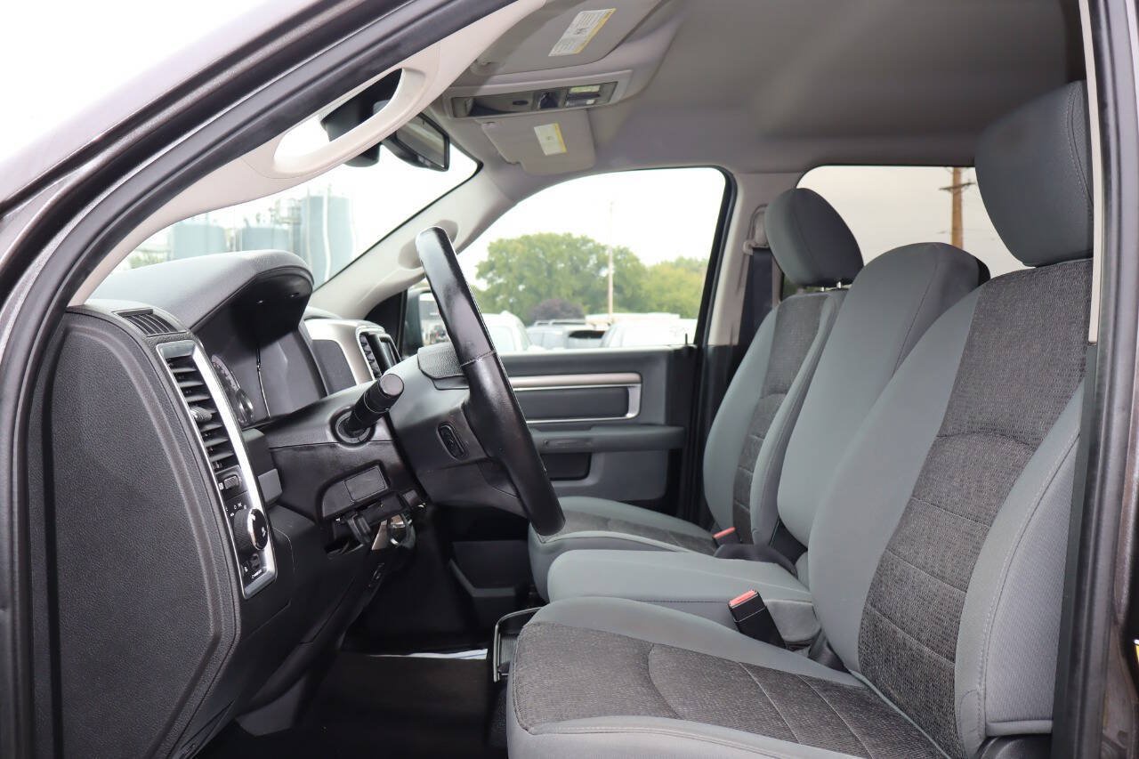 Used 2016 RAM 1500 Big Horn AWD/4WD image 5