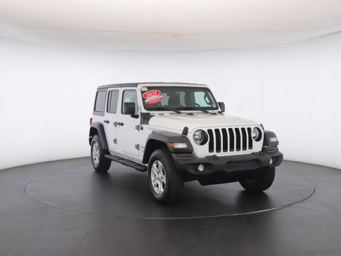 Used 2021 Jeep Wrangler Unlimited Sport image 33