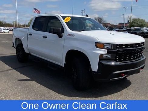 Certified 2022 Chevrolet Silverado 1500 Custom Trail Boss w/ LPO, Dark Essentials Package AWD/4WD image 2