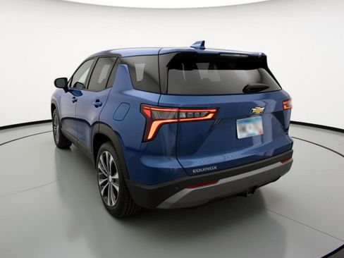 Used 2025 Chevrolet Equinox LT image 6