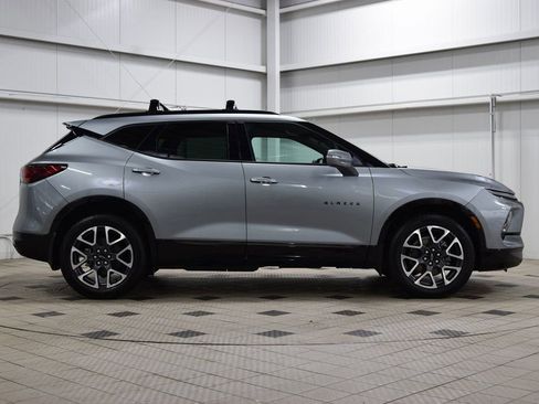 Used 2024 Chevrolet Blazer RS w/ Enhanced Convenience Package AWD/4WD image 9
