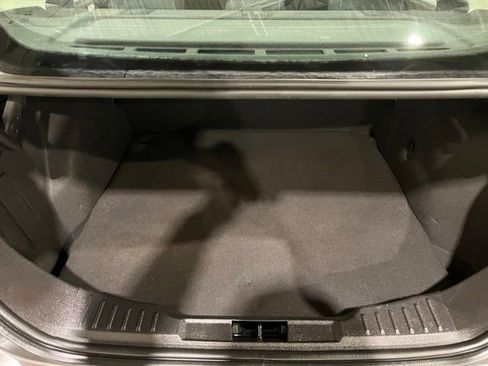 Used 2014 Ford Focus SE w/ SE Winter Package FWD image 15