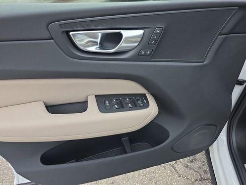 New 2026 Volvo XC60 B5 Core w/ Climate Package image 11