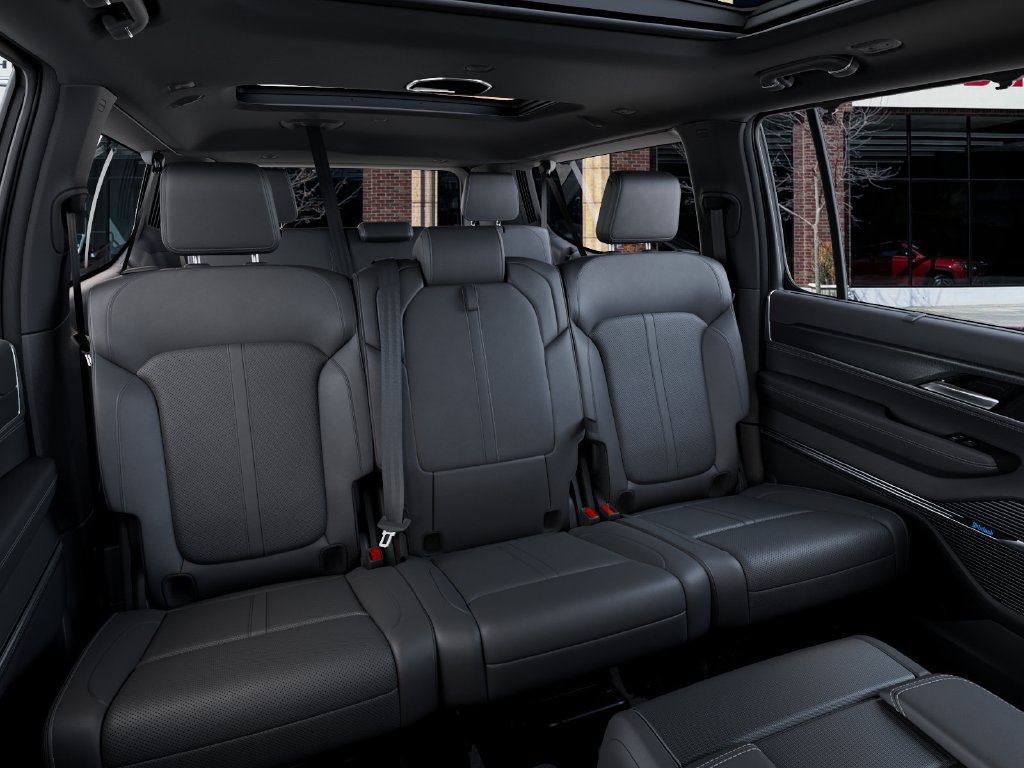 New 2026 Jeep Grand Wagoneer L Summit w/ 8-Passenger Seating Package AWD/4WD image 15