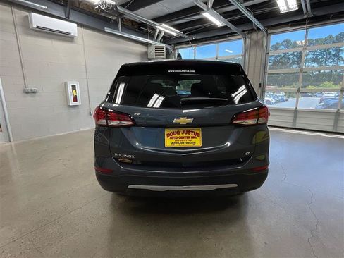 Used 2023 Chevrolet Equinox LT FWD image 4
