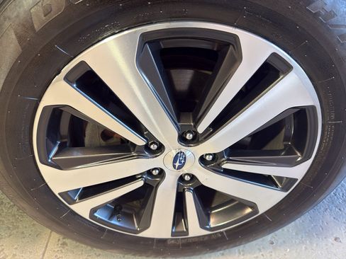 Used 2018 Subaru Outback 2.5i Limited AWD/4WD image 38