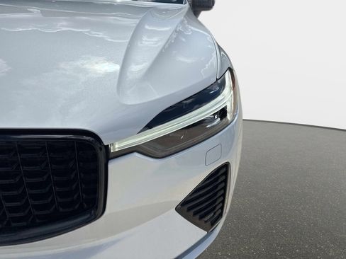 Certified 2025 Volvo XC60 B5 Core w/ Protection Package Premier image 9