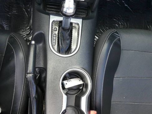 Used 2019 Ford Mustang Premium RWD image 29