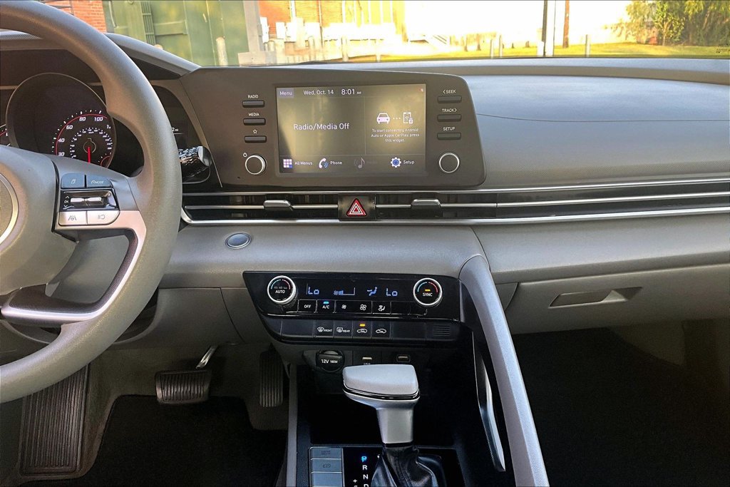 Used 2021 Hyundai Elantra SEL FWD image 41