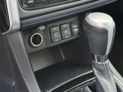 Used 2019 Toyota Corolla XSE image 21