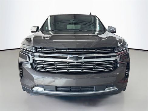 Used 2021 Chevrolet Tahoe Premier w/ Premium Package image 2