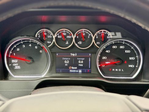 Used 2021 Chevrolet Silverado 1500 LT w/ Z71 Off-Road Package image 7