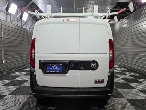 Used 2019 RAM ProMaster City Tradesman image 5