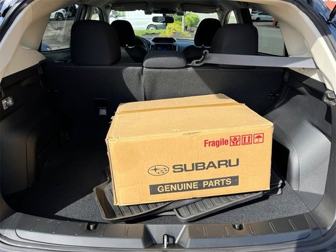 Used 2023 Subaru Crosstrek 2.0i image 17