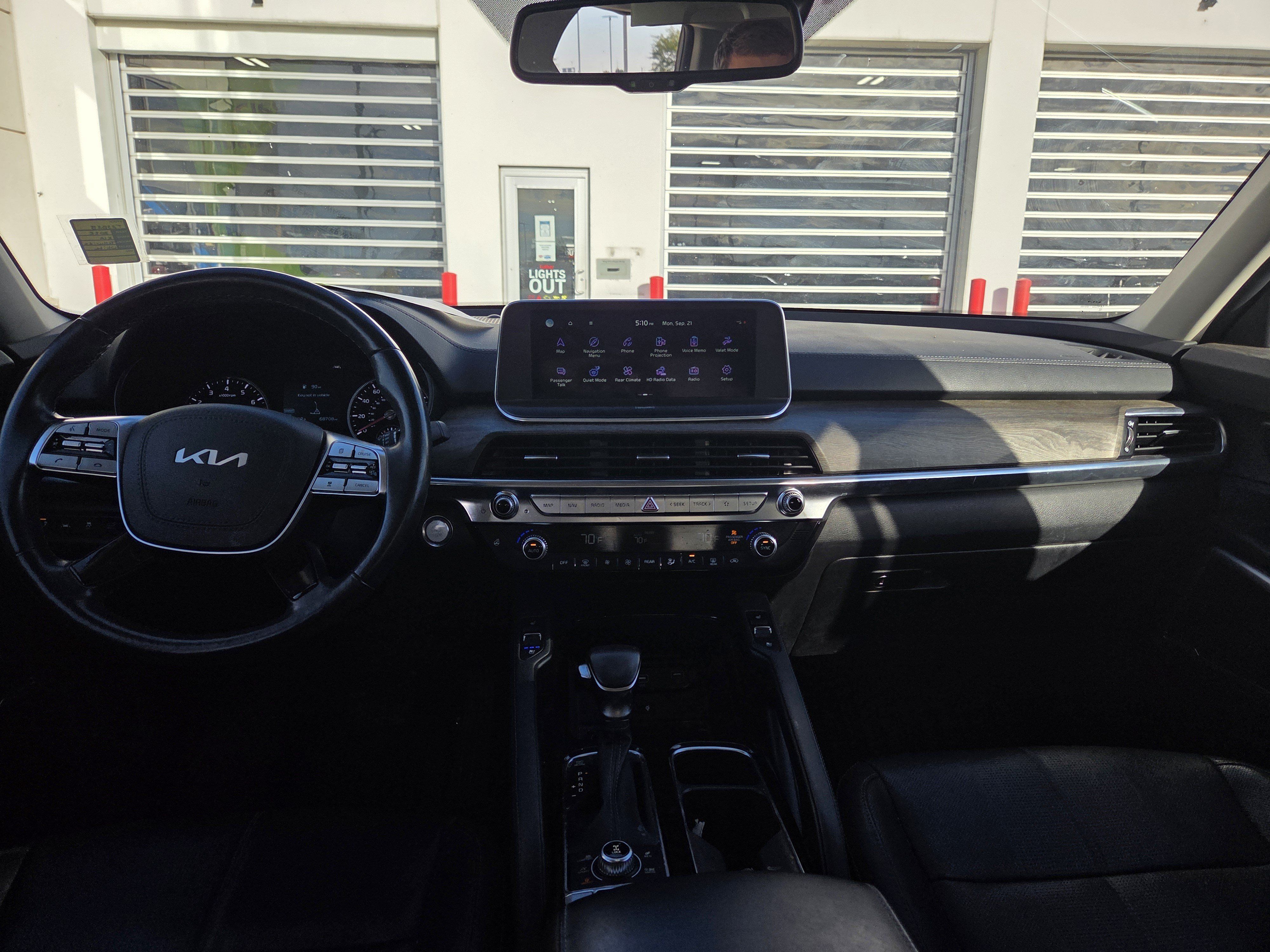 Used 2022 Kia Telluride EX AWD/4WD image 6