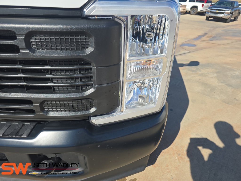 Used 2025 Ford F350 XL w/ XL Driver Assist Package AWD/4WD image 32