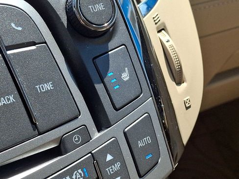 Used 2012 Buick LaCrosse Leather FWD image 22