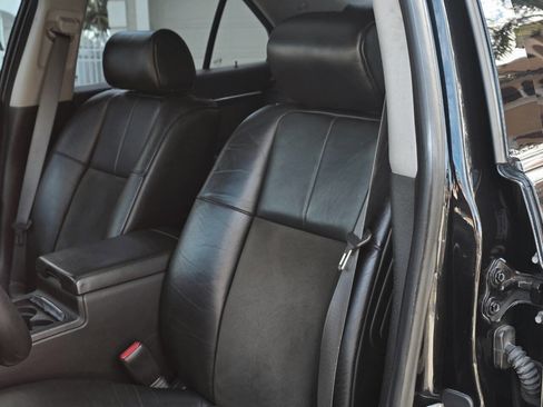 Used 2009 Cadillac STS V image 70