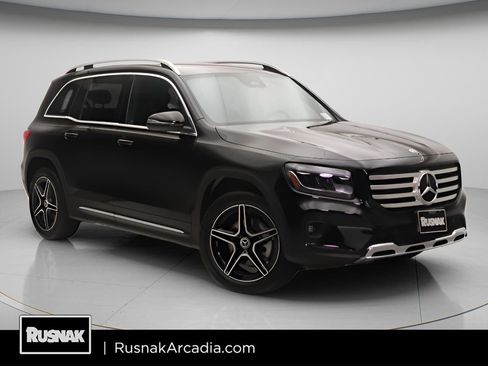 Certified 2026 Mercedes-Benz GLB 250 image 1