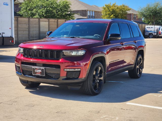 Used 2025 Jeep Grand Cherokee L Limited w/ Luxury Tech Group II AWD/4WD image 11
