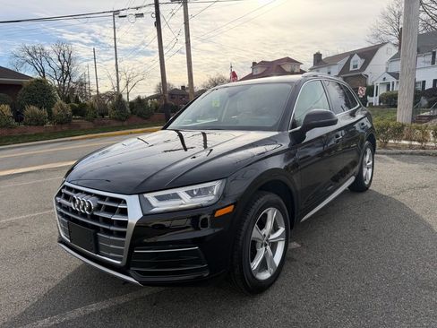 Used 2020 Audi Q5 2.0T Premium Plus image 3