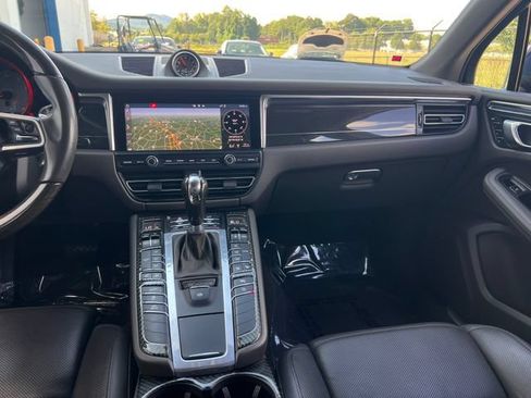 Used 2020 Porsche Macan S AWD/4WD image 15
