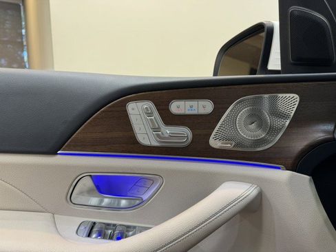 Certified 2025 Mercedes-Benz GLE 350 4MATIC image 19