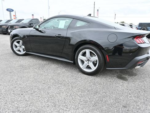 New 2026 Ford Mustang Coupe image 6