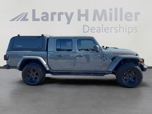Used 2021 Jeep Gladiator Mojave AWD/4WD image 6